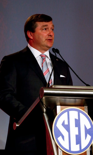 The Latest: Mullen's latest budding QB is Nick Fitzgerald